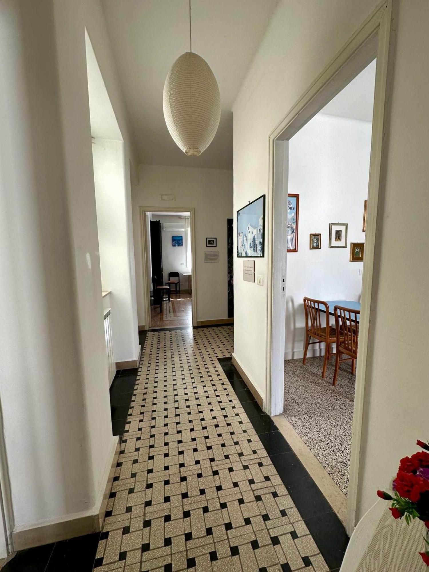 Appartamento Via Trevisani Бари Экстерьер фото